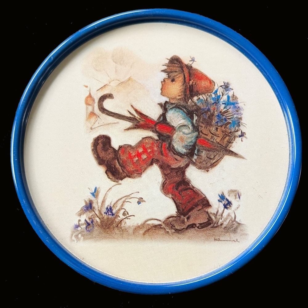Hummel Metal Canister • Boy With Umbrella